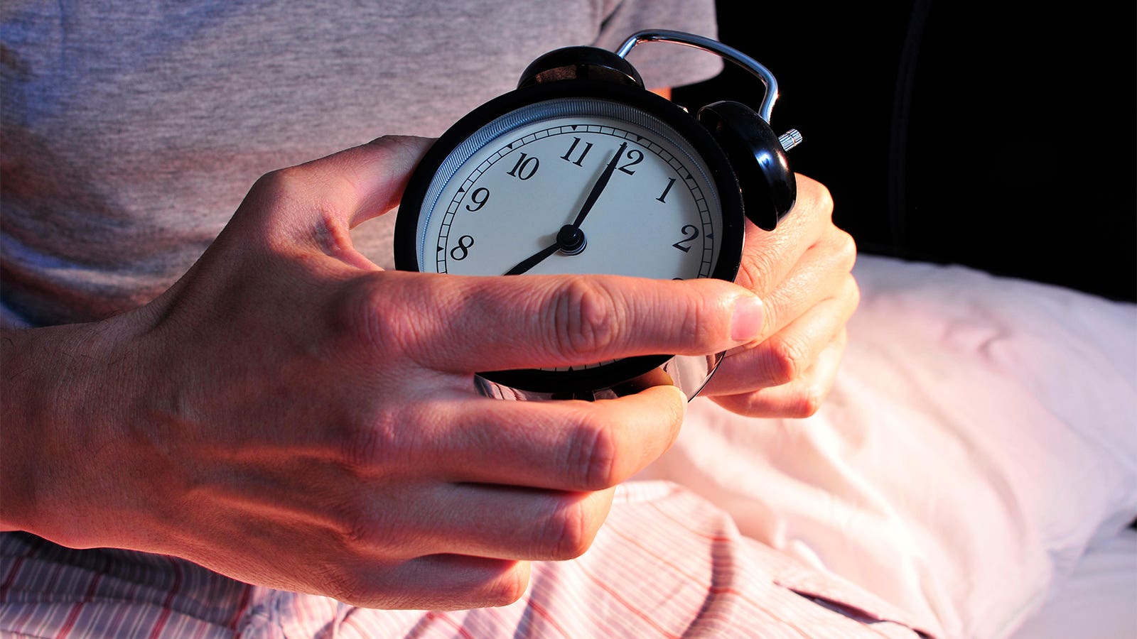 睡眠不足和睡眠质量差会引发多个与NAFLD相关的病理生理过程