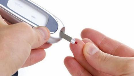 “人工胰腺”帮助糖尿病人控制血糖